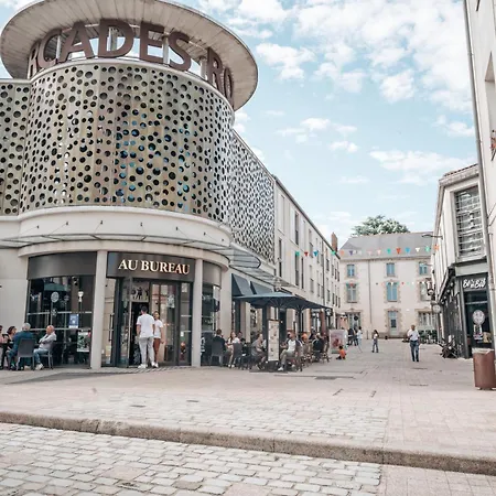 Le Terra - T2 Centre - Terrasse - Parking - 25 Min Puy Dufou Daire