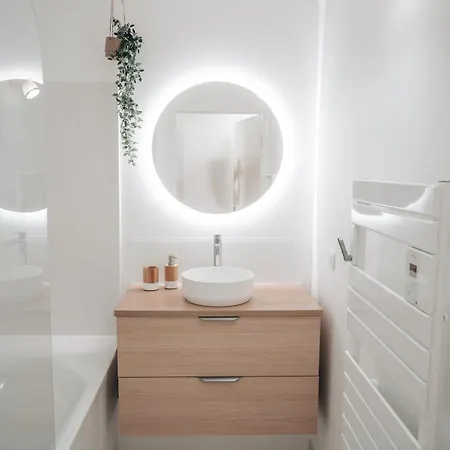 Le Terra - T2 Centre - Terrasse - Parking - 25 Min Puy Dufou