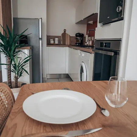 Le Terra - T2 Centre - Terrasse - Parking - 25 Min Puy Dufou Daire