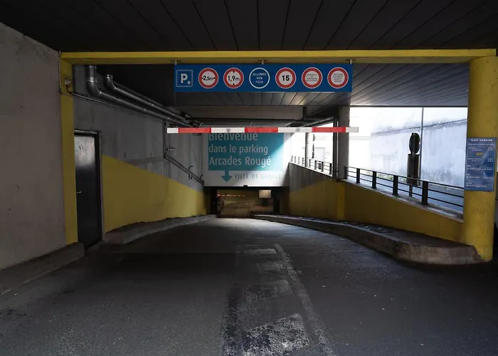 Le Terra - T2 Centre - Terrasse - Parking - 25 Min Puy Dufou